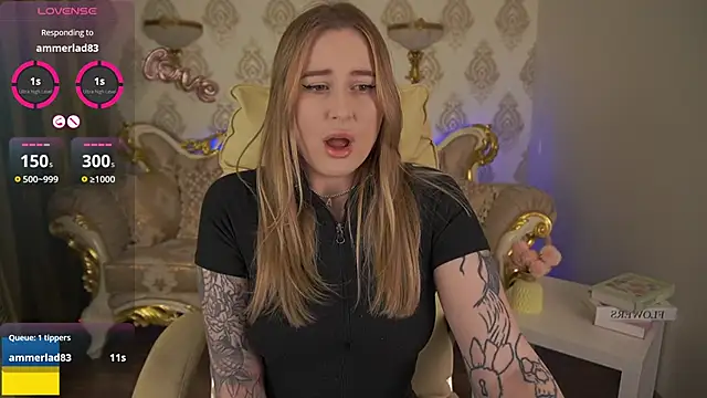 Snapshot of ArolinaNight chatting on 02-18-25, 10:03 ArolinaNight online show from 02-18-25, 10:03