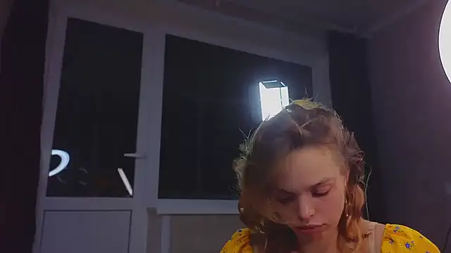 Snapshot of sinteas chatting on 11-05-25, 01:55 sinteas online show from 11-05-25, 01:55