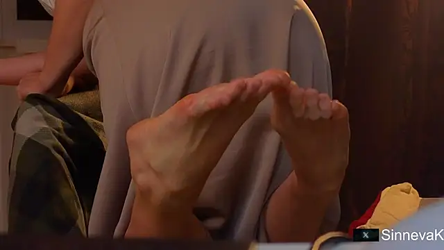 Snapshot of sinteas chatting on 11-30-25, 01:15 sinteas online show from 11-30-25, 01:15