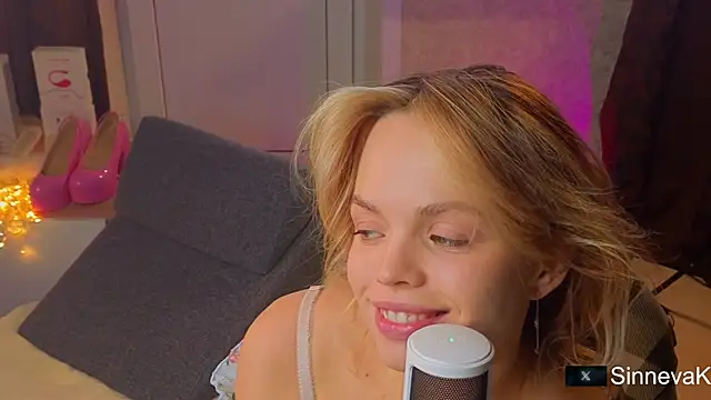 Snapshot of sinteas chatting on 12-04-25, 09:29 sinteas online show from 12-04-25, 09:29