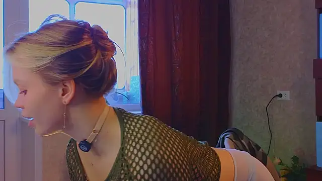 Snapshot of sinteas chatting on 02-05-26, 09:36 sinteas online show from 02-05-26, 09:36