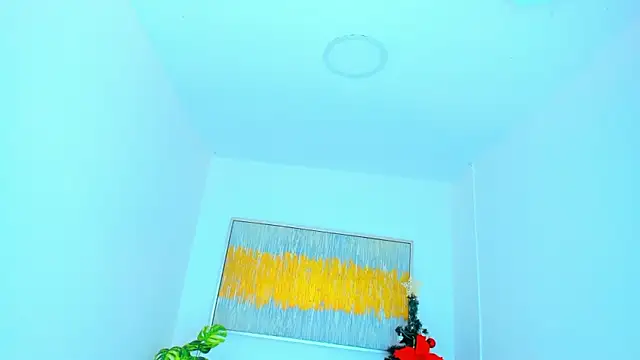 Snapshot of Carlota_peach chatting on 12-27-24, 07:24 Carlota peach online show from 12-27-24, 07:24