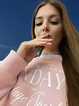 KrisMagnoly online show from 09-08-25, 05:23