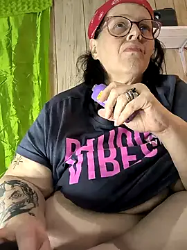 Snapshot of davisdesires@xh chatting on 01-07-25, 06:24 davisdesiresxh online show from 01-07-25, 06:24