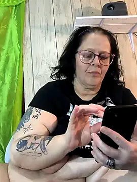 Snapshot of davisdesires@xh chatting on 01-09-25, 03:34 davisdesiresxh online show from 01-09-25, 03:34