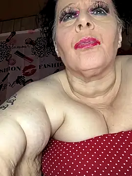 Snapshot of davisdesires@xh chatting on 02-14-25, 03:26 davisdesiresxh online show from 02-14-25, 03:26