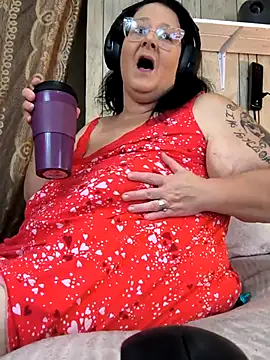 Snapshot of davisdesires@xh chatting on 09-09-25, 05:12 davisdesiresxh online show from 09-09-25, 05:12