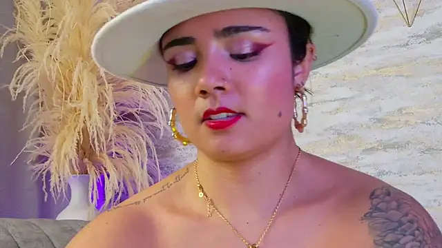 Lea Foster online show from 03-08-25, 06:47