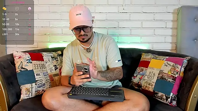 DaviidEvans  online show from 11-29-25, 07:55