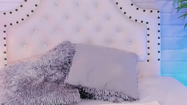 Tayra Siny online show from 01-29-25, 04:52