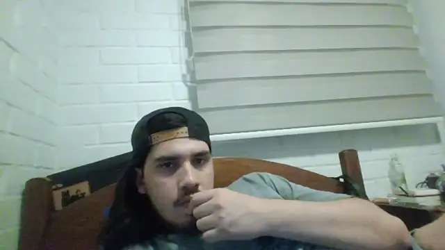 hung weeb online show from 01-16-25, 03:23