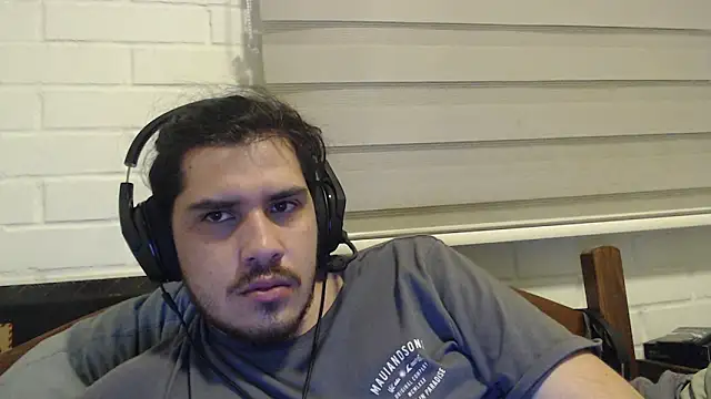 hung weeb online show from 10-13-25, 01:16