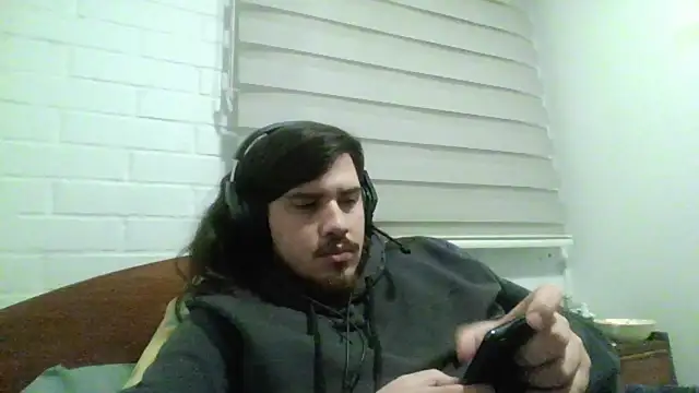 hung weeb online show from 04-23-26, 01:51