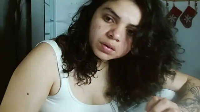 Snapshot of Nikkykora15 chatting on 12-21-25, 03:24 Nikkykora15 online show from 12-21-25, 03:24