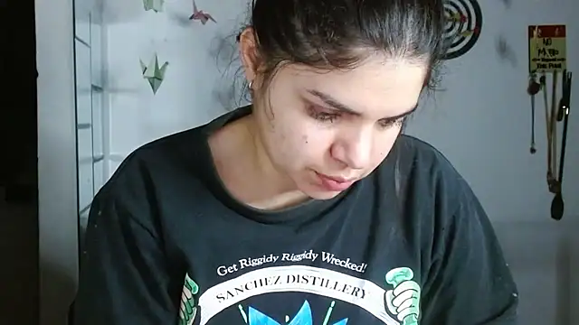 Snapshot of Nikkykora15 chatting on 02-05-26, 01:43 Nikkykora15 online show from 02-05-26, 01:43