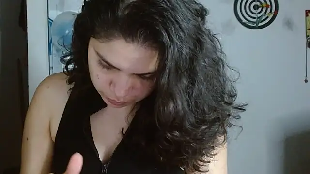 Snapshot of Nikkykora15 chatting on 02-14-26, 02:30 Nikkykora15 online show from 02-14-26, 02:30