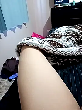 Snapshot of Santosgui14 chatting on 11-11-25, 06:08 Santosgui14 online show from 11-11-25, 06:08