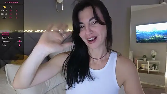 Mary love16 online show from 10-17-25, 06:38