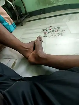 Snapshot of anjaanarun chatting on 09-09-25, 10:04 anjaanarun online show from 09-09-25, 10:04