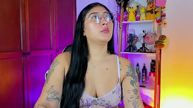 eymy-hadid online show from 12-18-25, 04:24