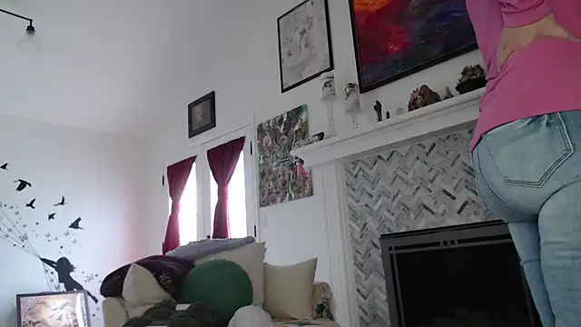 Snapshot of AuroraWillows chatting on 03-15-25, 04:32 AuroraWillows online show from 03-15-25, 04:32