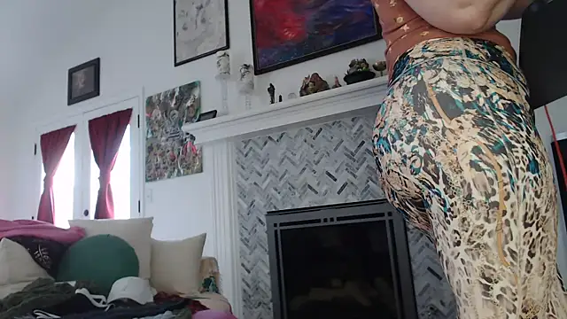 Snapshot of AuroraWillows chatting on 03-18-25, 08:48 AuroraWillows online show from 03-18-25, 08:48