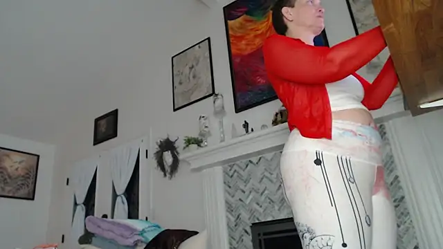 Snapshot of AuroraWillows chatting on 11-17-25, 11:49 AuroraWillows online show from 11-17-25, 11:49