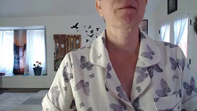 Snapshot of AuroraWillows chatting on 11-29-25, 02:31 AuroraWillows online show from 11-29-25, 02:31