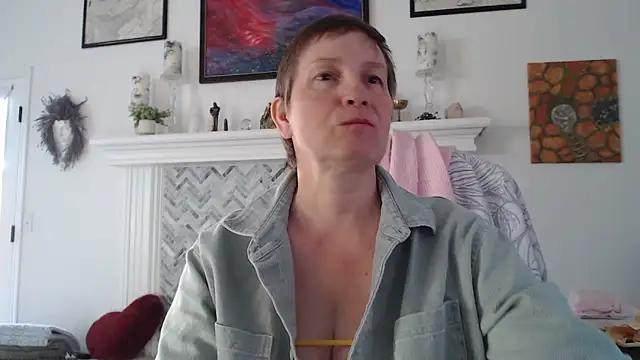 Snapshot of AuroraWillows chatting on 02-07-26, 04:11 AuroraWillows online show from 02-07-26, 04:11