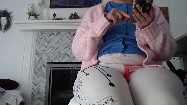 Snapshot of AuroraWillows chatting on 02-22-26, 06:06 AuroraWillows online show from 02-22-26, 06:06