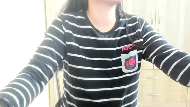 Beauty Asian Tina online show from 03-11-25, 07:48