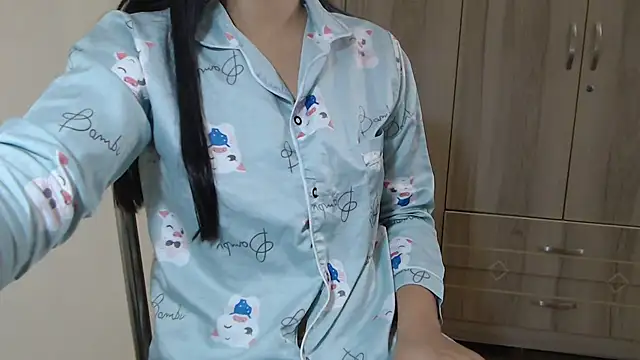 Beauty Asian Tina online show from 03-20-25, 01:46