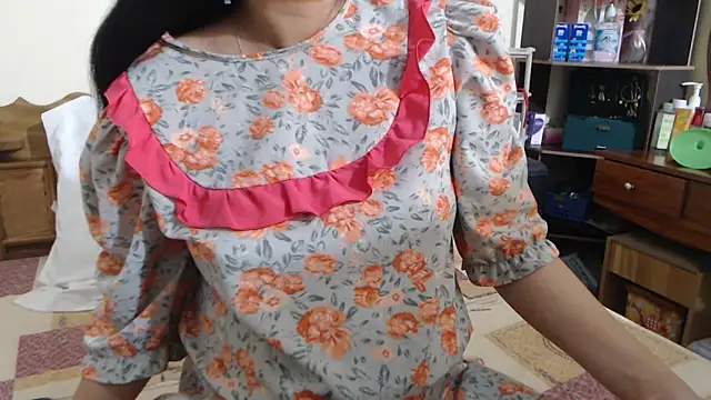 Beauty Asian Tina online show from 02-02-26, 12:37