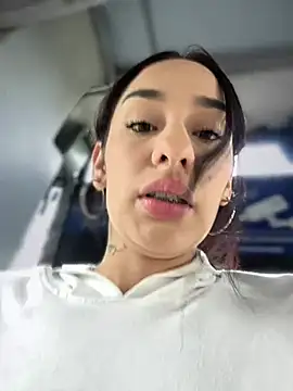   IRIS   online show from 01-04-25, 03:07