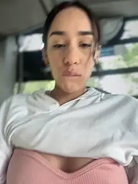   IRIS   online show from 01-04-25, 06:09