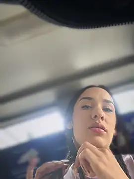   IRIS   online show from 01-10-25, 03:37