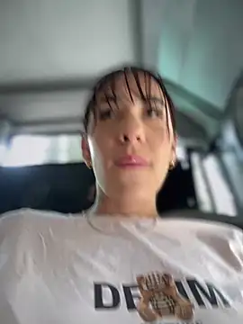   IRIS   online show from 01-31-25, 07:40