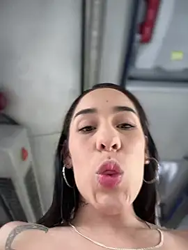   IRIS   online show from 02-10-25, 07:28