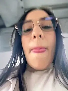   IRIS   online show from 09-12-25, 02:39