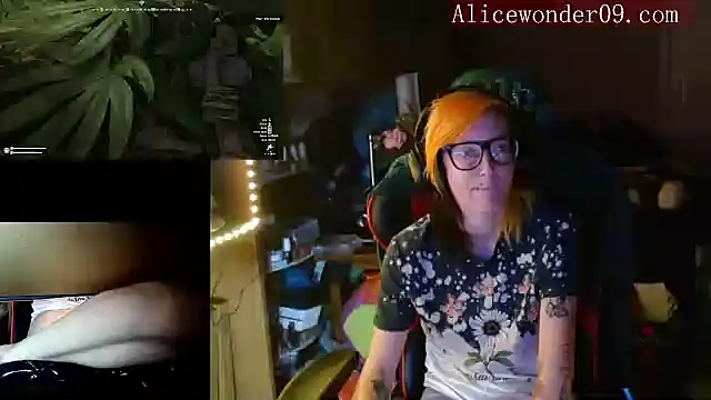 alicewonder09 online show from 12-17-24, 05:40