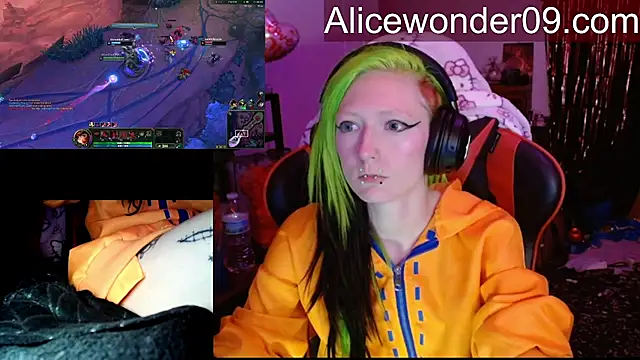 alicewonder09 online show from 02-24-26, 05:49