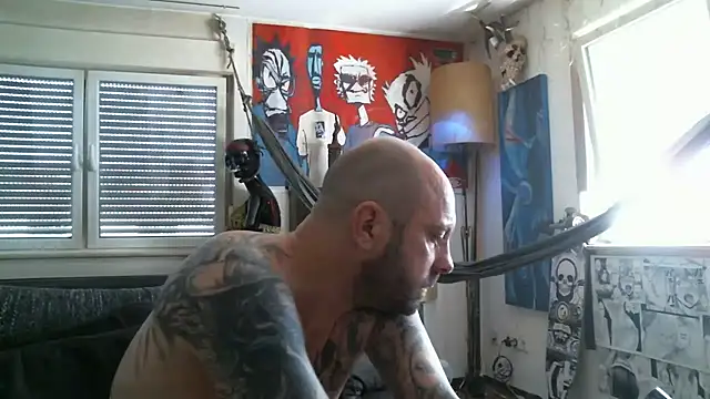 Snapshot of SpicyJoint chatting on 09-13-25, 11:21 SpicyJoint online show from 09-13-25, 11:21