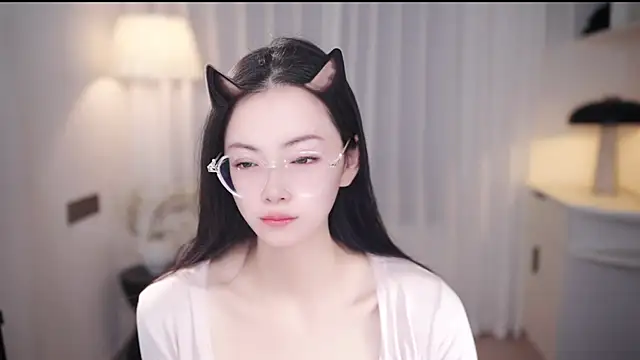 Ocean--Lili online show from 11-07-25, 02:06