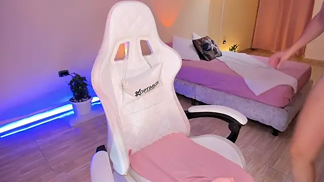 carleee winter online show from 09-11-25, 12:44