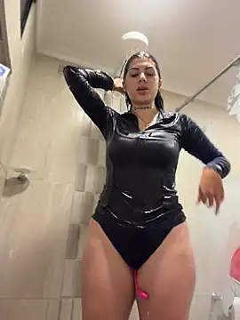 Sarasanders 4 online show from 01-17-26, 04:28