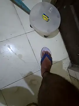 thebrownboi01 online show from 03-17-25, 11:54