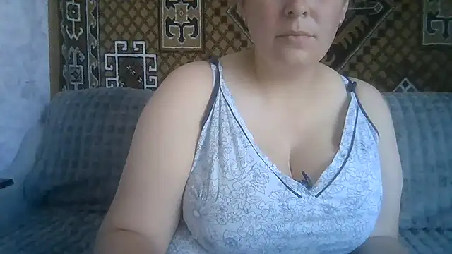 Snapshot of Diana_Britt chatting on 06-26-26, 07:13 Diana Britt online show from 06-26-26, 07:13