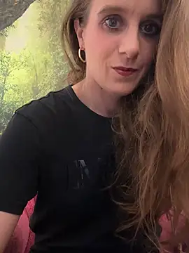 LadyChantale online show from 01-08-25, 05:59