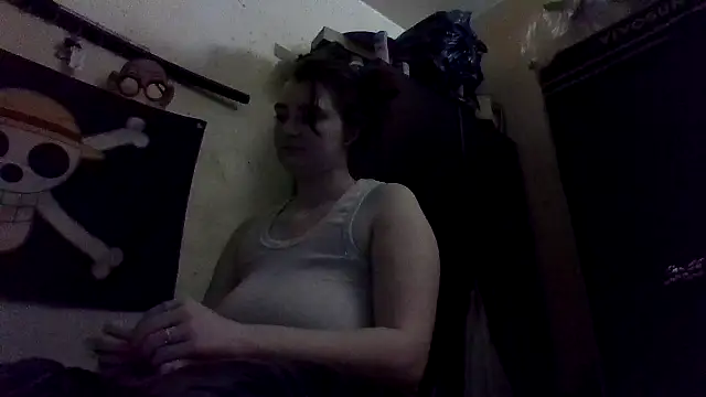 Snowbunnycake 131 online show from 12-31-24, 08:37