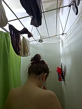 Snowbunnycake 131 online show from 09-22-25, 08:16